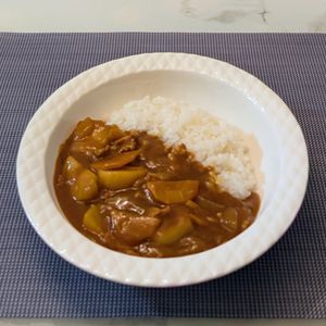 𝔂𝓾𝓶𝓲🍓の作ってみた!投稿(市販ルーで作る 懐かしのポークカレー)