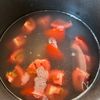 ５分で完成！腸活に！【雑穀入りもずくとトマトのかき卵スープ】の工程1