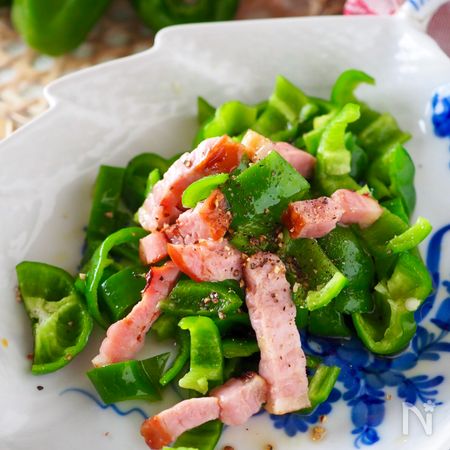 カリカリもレンジで2分 やみつき無限ベーコンピーマン By 道添明子 あーぴん レシピサイト Nadia ナディア プロの料理家のおいしいレシピ