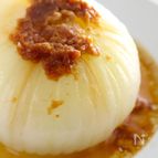 加熱時間に迷わない！新玉ねぎのとろけるレンジみそバター