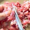 一口食べたら止まらない！お手軽♩【豚こましそチーつくね】の工程1