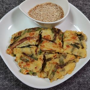 M＊Pの作ってみた!投稿(カリふわシャキシャキ【たけのこニラもやしのチーズチヂミ】)