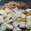 ほっと温まる♪つゆだく【牛こまと白菜のすき煮風】の工程2