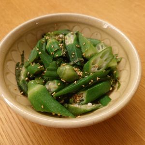 メ蓮華の作ってみた!投稿(【３分副菜】シソの香りがたまらん♡オクラのシソ和え)
