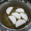 肉厚ぶりで作る定番「ぶり大根」の工程1
