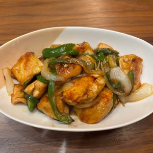 たかろの作ってみた!投稿(ワンパン10分！【鶏むね肉の甘酢炒め】ご飯すすむ♩)