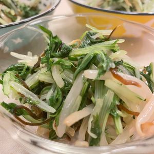 ちひろの作ってみた!投稿(水菜の無限ナムル)