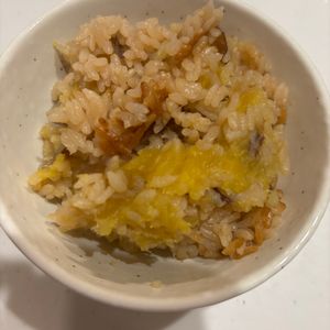 yaskjの作ってみた!投稿(炊くまで5分！【バター醤油さつまいもご飯】ほっくり甘～い♩)