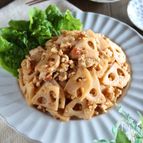 れんこんと鶏ひき肉の梅きんぴら【お酒にも◎おかずにも◎】