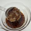 しっとりやわらか『鶏むねステーキ 玉ねぎガーリックソース』の工程2