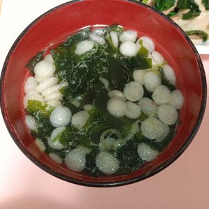 milkの作ってみた!投稿(即席♡1分《揚げ玉♡わかめスープ》)