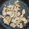 鶏と白菜の豆乳ちゃんぽん風うどんの工程1