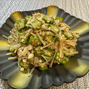 楽ラク手抜キッチン🐶🐾の作ってみた!投稿(【旨だしオクラえのき】レンジで簡単むくみ解消、腸活に)