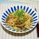 ピリ辛が美味しい「豚肉ともやしの豆板醤炒め」
