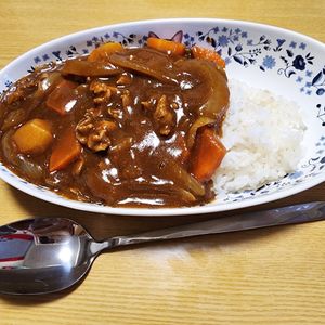 ナムディの作ってみた!投稿(市販ルーで作る 懐かしのポークカレー)