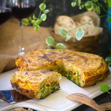これ一皿で完結✨菜花とカニカマの厚焼きトルティージャ
