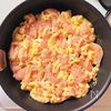 カリカリで旨い!鶏むね肉がジューシーに仕上がる「鶏チー焼き」の工程3