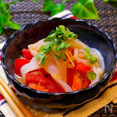 動画あり お酒には酢味噌が1番 イカとトマトの酢味噌和え By Ryota レシピサイト Nadia ナディア プロの料理家のおいしいレシピ