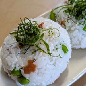 まゆのの作ってみた!投稿(【枝豆と梅干しの混ぜごはん】火を使わない！お弁当におすすめ！)