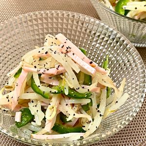 michuの作ってみた!投稿(やみつき洋風サラダ♡豆もやしとピーマンのうま塩レモンペッパー)