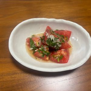 こむぎの作ってみた!投稿(最強副菜！作り置きにも！無限トマトの玉ねぎマリネ)