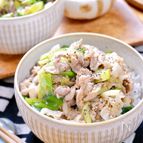 ３ステップで作れる！簡単時短！『やみつき♡ねぎ塩豚丼』