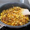 『炊き込みコーンカレーピラフ』炊飯器で手軽に!子供も喜ぶ♡の工程2