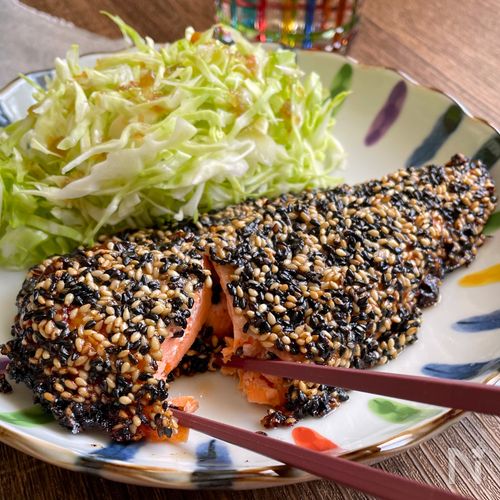トースターで焼くだけ!ズボラでも簡単「鮭のごまのせ焼き」