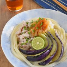 レンジで簡単！豚しゃぶとなすのだしぶっかけうどん