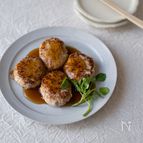 照り焼きたれの豆腐ハンバーグ。