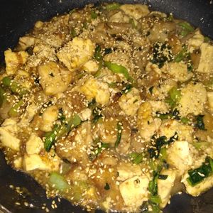 lalilulelonの作ってみた!投稿(鶏肉と豆腐と小松菜の和風ごまおかか炒め)