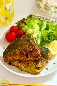 簡単！サバのカレー焼き【臭みを気にせず楽しめる◎】