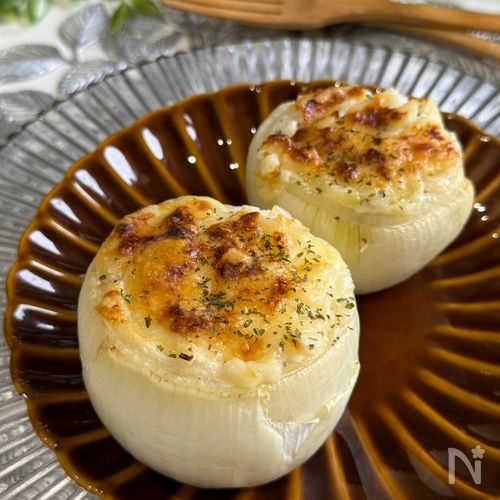 〖新玉ねぎの丸ごとツナチーズグラタン〗新玉の甘さ×トロトロ♪