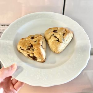 ケの作ってみた!投稿(【材料4つ!スタバ風♡お手軽チョコスコーン】HMで簡単)