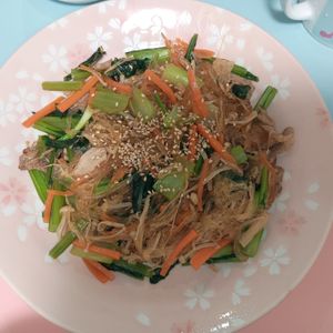 milkの作ってみた!投稿(【チャプチェ】エノキ増しで！うま味と食べ応えアップ)