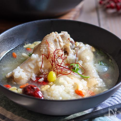 【手羽元de参鶏湯（サムゲタン）】材料を揃えて煮込むだけ