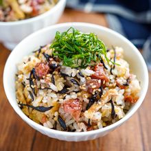 【ひじきと梅ごま炊き込みご飯】ヘルシー♬︎栄養♬︎
