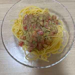 ゆうかの作ってみた!投稿(【お手軽！】トマトの冷製ジェノベーゼパスタ)