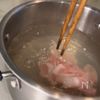 【スーパーの豚肉が茹で方ひとつで極上しっとり】ごま豚しゃぶの工程2