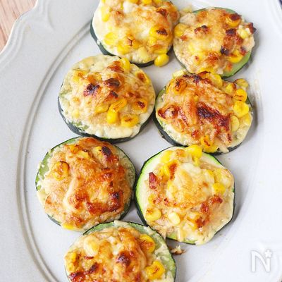 簡単☆ズッキーニの照りマヨコーン焼き