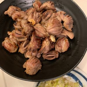 ぐ〜たら子の作ってみた!投稿(おつまみに♡『砂肝のねぎ塩ガーリック』)