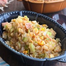 野菜苦手なお子様にも！バター醤油味のキャベツチャーハン
