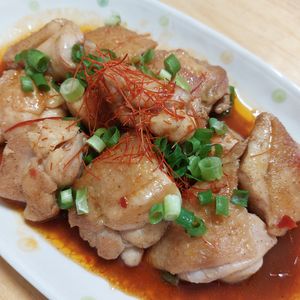 よっこの作ってみた!投稿(ピリ辛で美味しい♪鶏もも旨ポンだれ)