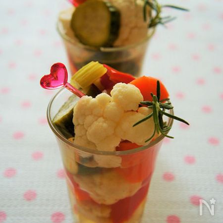 白ワイン ハーブビネガーの野菜ピクルス By 吉村ルネ レシピサイト Nadia ナディア プロの料理家のおいしいレシピ