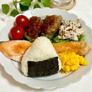 のりのり🐾🎀🤍の作ってみた!投稿(【お弁当おかずにも】ピーマン肉詰めの甘酢がらめ)