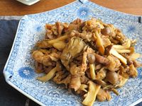 オイスターソースでコクＵＰ☆きのこと豚肉の生姜焼き