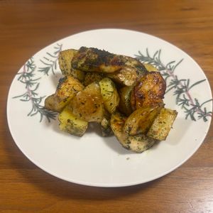 こむぎの作ってみた!投稿(鶏肉と新じゃがののり塩バター炒め)