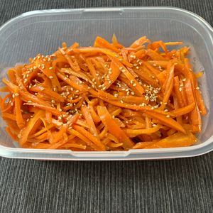 あすかの作ってみた!投稿(人参のナムル。レンジで簡単♪人参の消費に役立つおかず！)