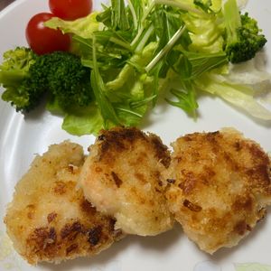 たろうの作ってみた!投稿(【もちもち♡︎はんぺん海老カツ】ポリ袋で簡単！お弁当にも)
