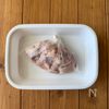ワンパン10分!【鶏肉の甘酢胡麻炒め】ご飯すすむ♩の工程1